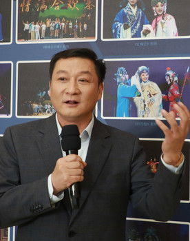 Xiaoyu Guan as 洪教头