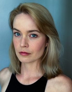 Annie Newton as 