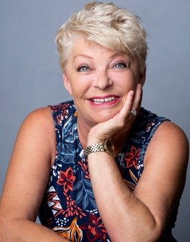 Crissy Rock as Mum