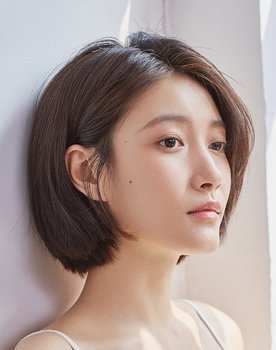 Chuai Ni as Fan Rong