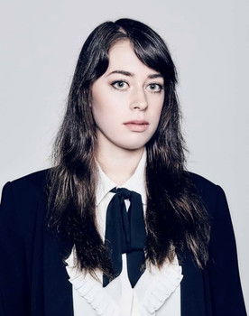 Alison-Eve Hammersley as Young Stella