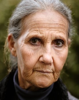 Aurora Quattrocchi as Paesana casa Alma