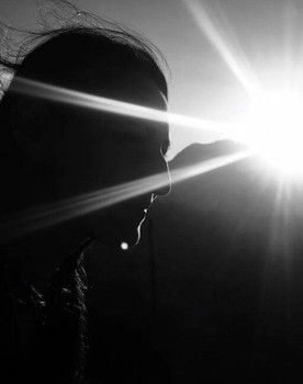 Casandra Lluviel as (voz)