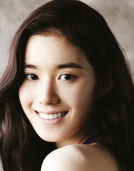 Jung Eun-chae as Kyung-jin