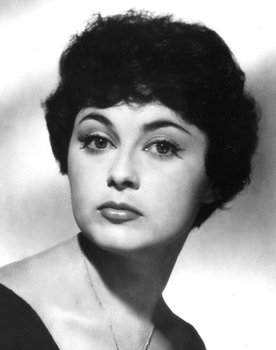 Elma Karlowa as Hanna