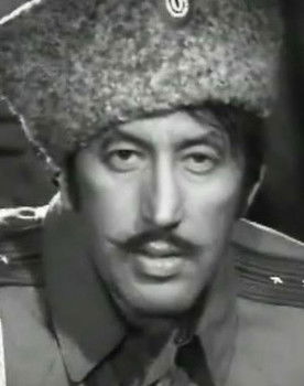 Yan Krasnyanskiy as отец Квентина