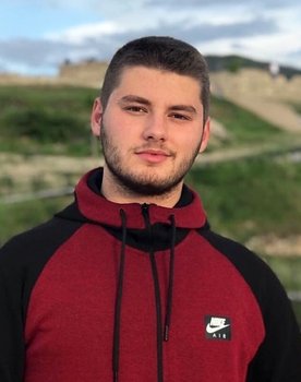 Mujë Xhekaj as 