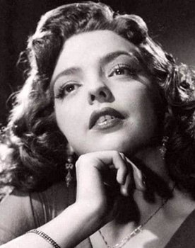 Anabel Gutiérrez as Chucha