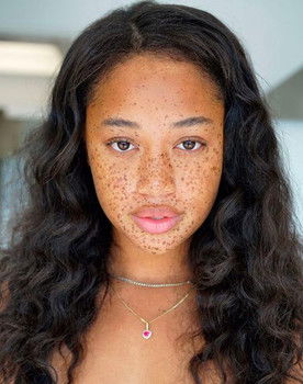 Salem Mitchell as Model