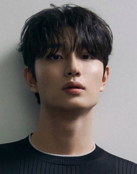 Kim Jae-won as Kang Ji-hwon