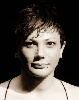 Didem Soylu as Sanem