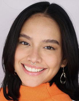 Dania Vasquez as Sandy