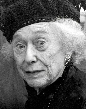 Eda Reiss Merin as Orddu (voice) (archive sound)