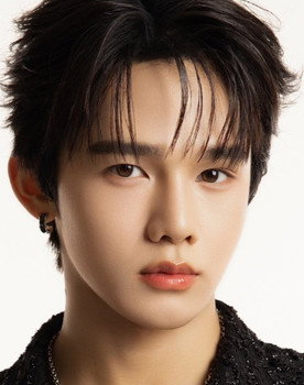 Thanakorn Wichanukhor as Xu Shiwen