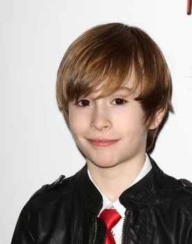 Sebastian Hedges Thomas as Clive