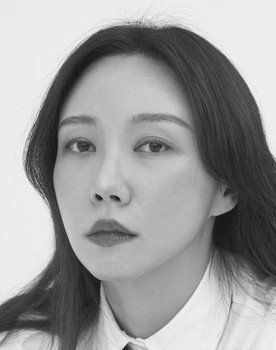 Choi Seo-yoon as Ghost
