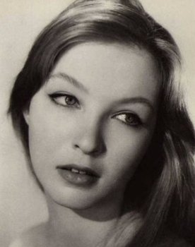 Marina Vlady as Florence