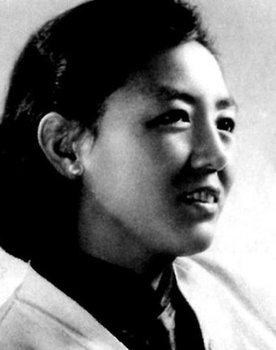 Peijie Xia as 