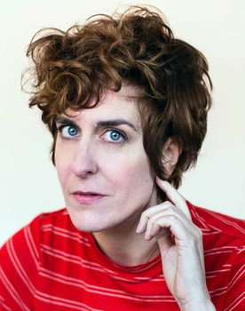 Aixa Villagrán as Eva