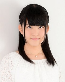 Manaka Iwami Photo