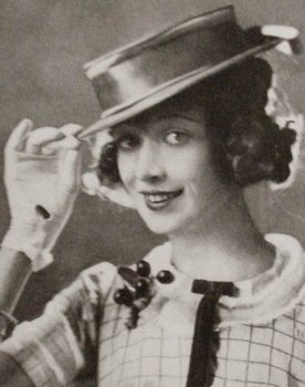 Esther Howard as Cleo
