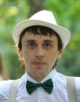 Sasha Svirsky as (voice)