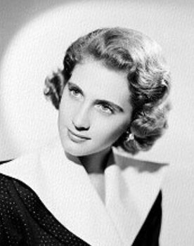 Rosita Arenas as Madre Superiora