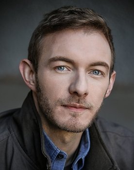 Brett Schneider as Johnny