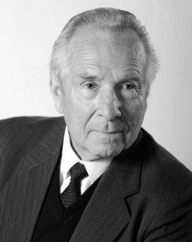 Boris Borisenok as Colonel