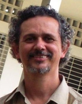 Leonardo Aldana De Hoyos as Catarino