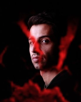 Emmsen Jafari as Jason