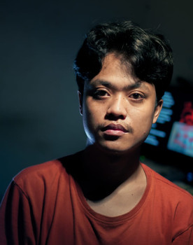 Firhand Ardhana Ridwan as Angga