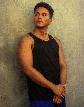 Victor Menezes as Gabriel