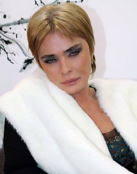 Nino Khomasuridze as 