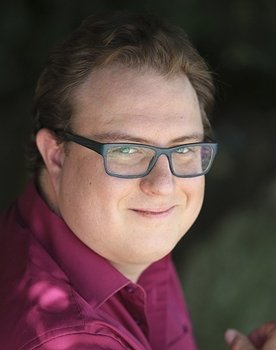 Valentin Villard as Self