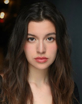 Adriana Olivares Hernandez as Lucia