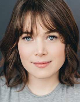 Lee Marshall as Alice