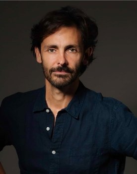 Ivo Müller as O colonizador