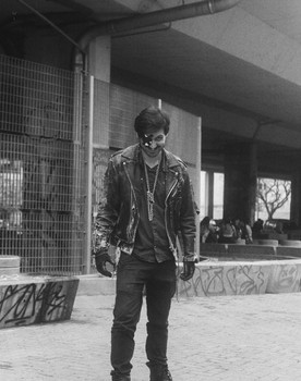 Alejandro Lagos as Policía Depravado