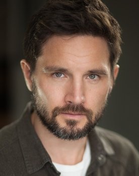 Robert Garry Haacke as Emmett