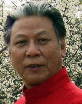 Guo Fazeng as 刘少奇