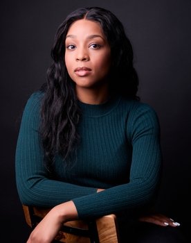 LaToya Harding as Poppy Woolwit