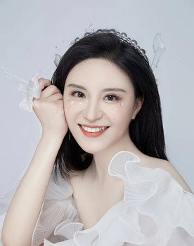 吴一含 as Ma Qingli / 马清丽