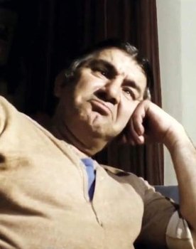 Nizam Ergüden as Muhittin - Cemil's brother
