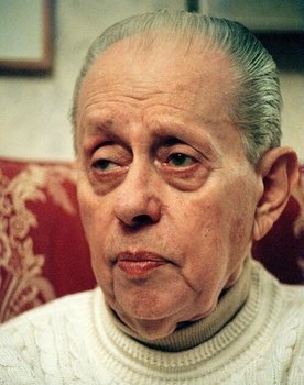 Miodrag Petrović 'Čkalja' as Milutin Nikolić