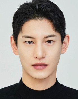 Kim Tae-hwan as Team Leader Lee