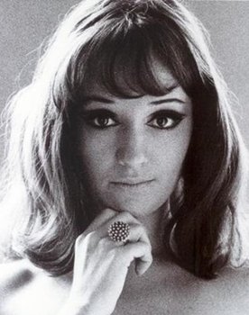 Julieta Bracho as Elvira