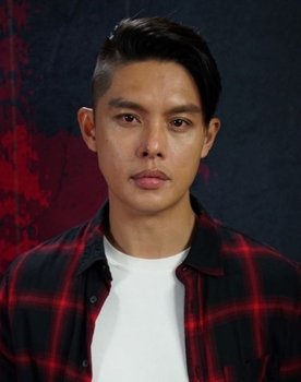 Henley Hii as Joshua / Girang