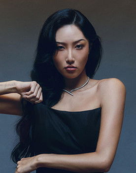 Hwasa as Self