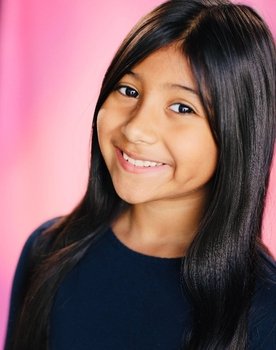 Viktoria Luna as Marisol